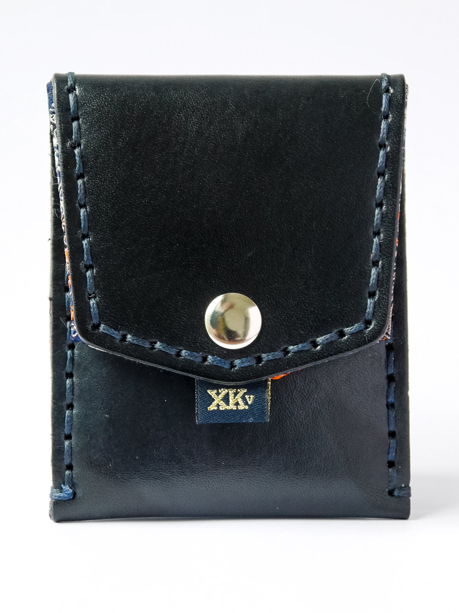 XKv 15 — closed, front