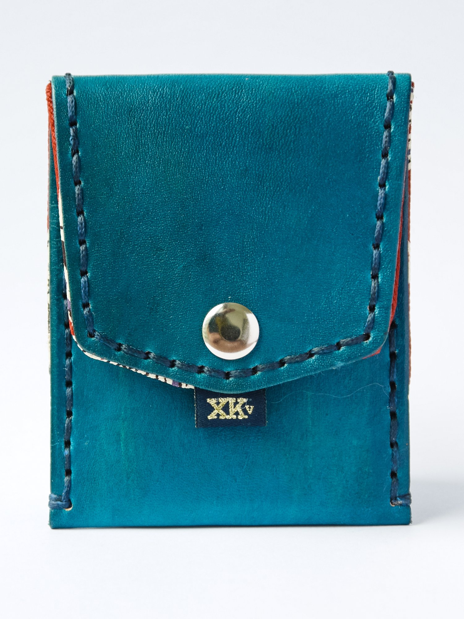 XKv 18 — closed, front